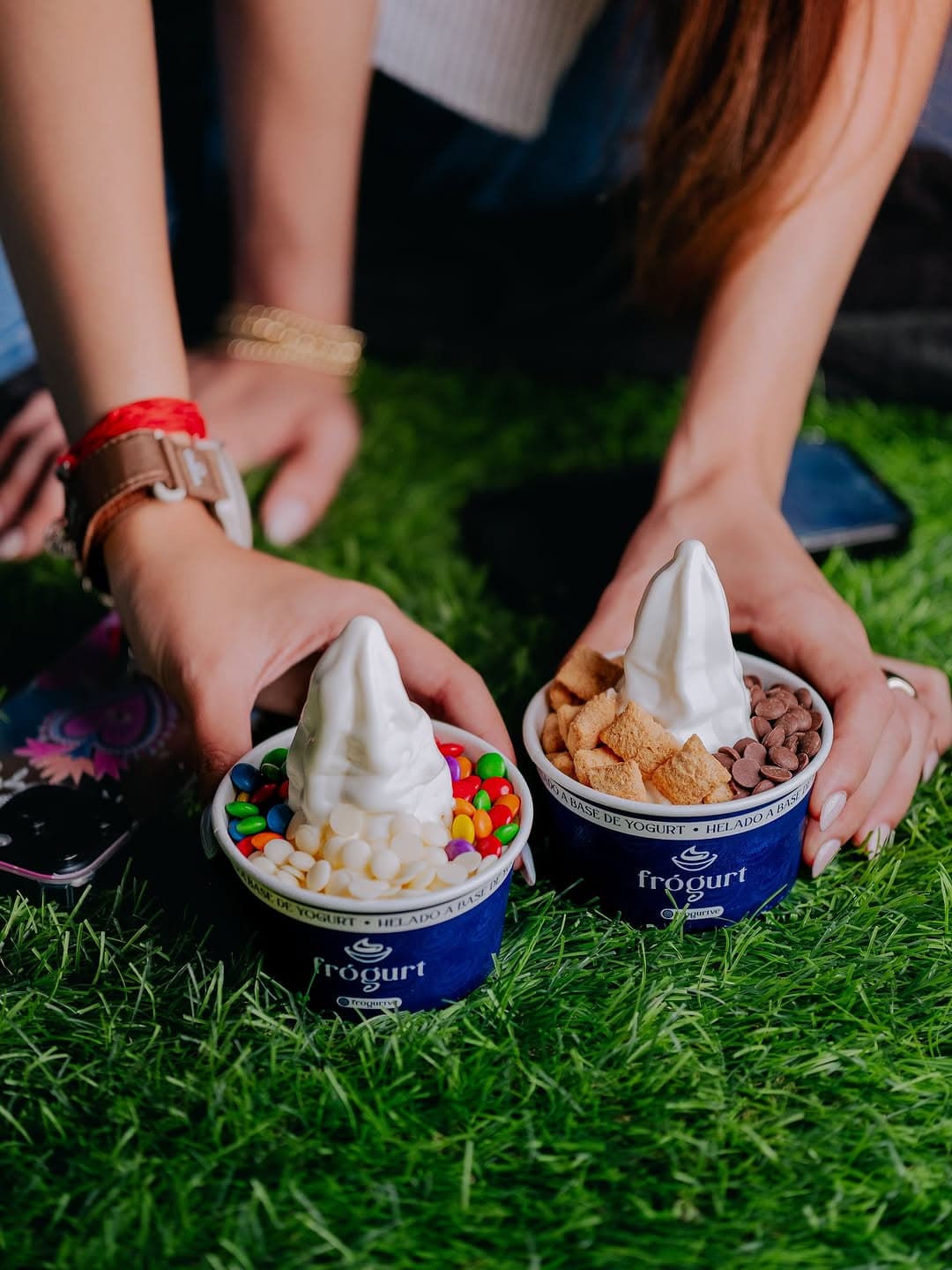 Frozen yogurt premium con ingredientes frescos